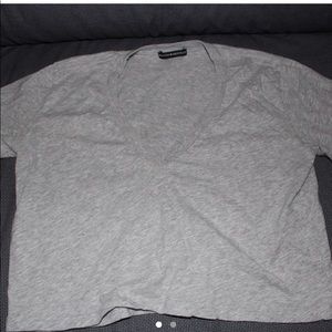 Brandy Melville crop flowy tee